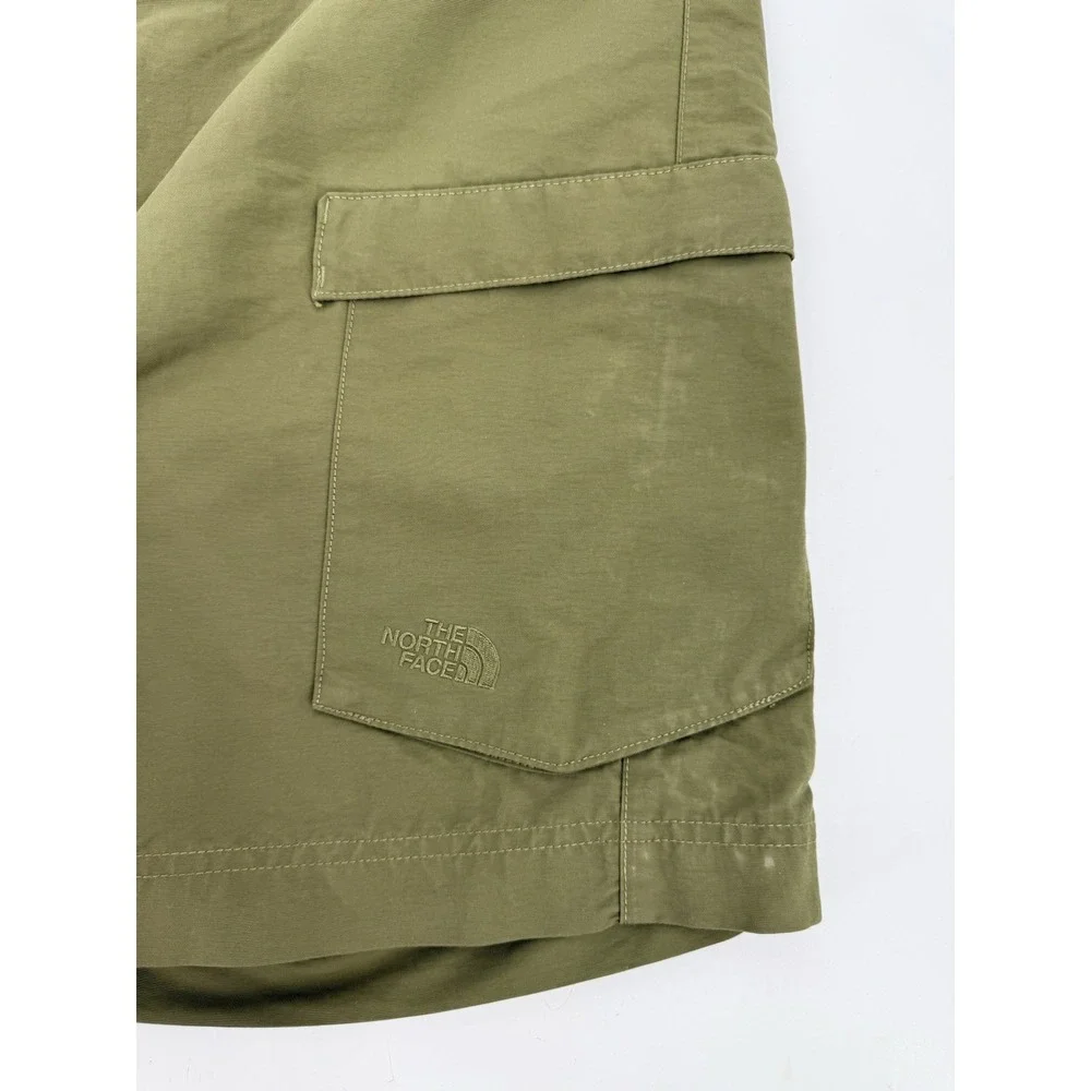 The North Face Cargo Shorts Olive Green NF0A2RGB Hiking Outdoor Nylon Men's 40